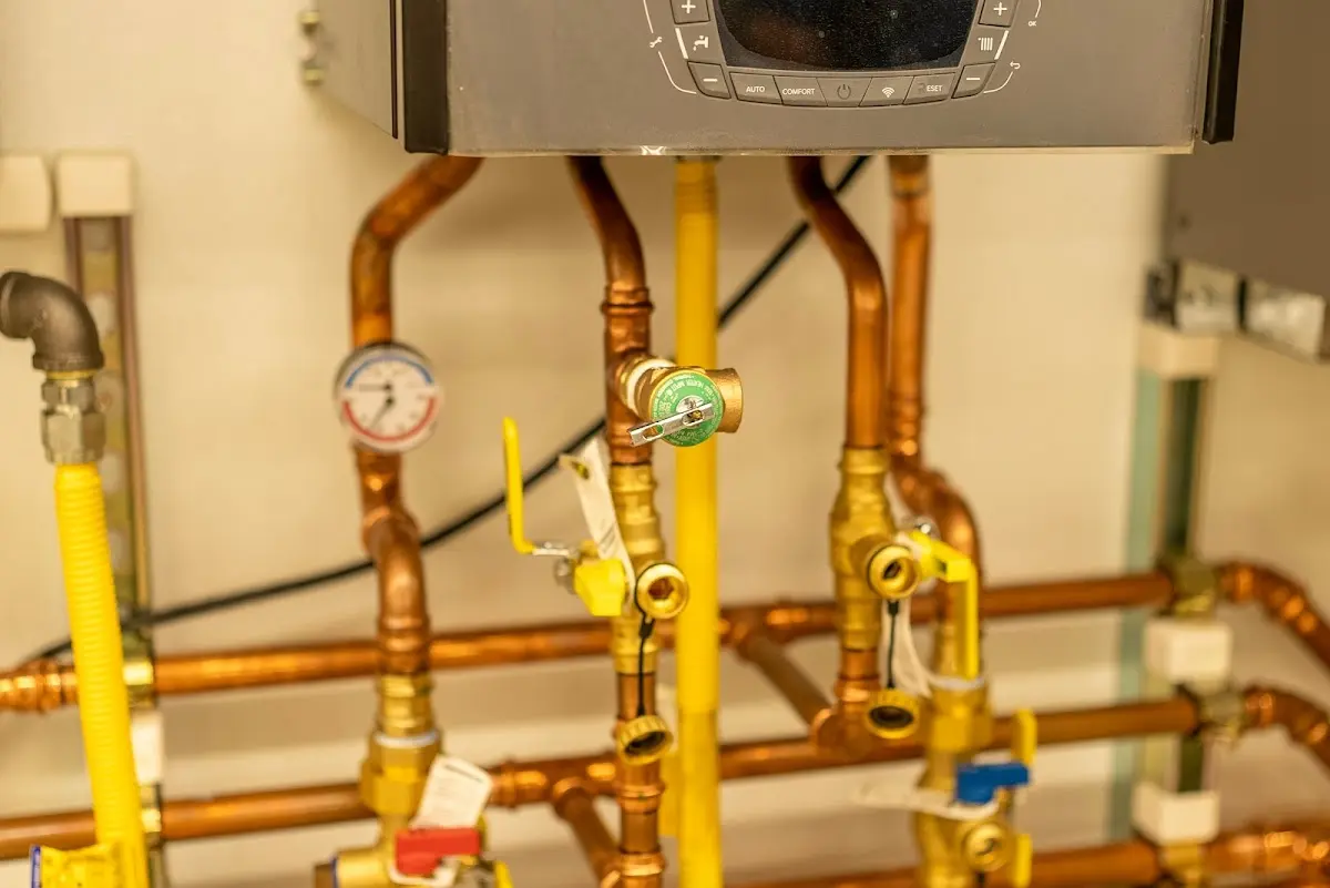 Licensed technician providing Slab Leak Repair for a homeowner in Whitman